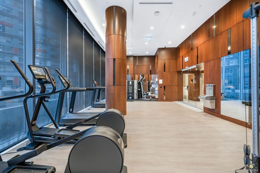 1209 1768 COOK STREET