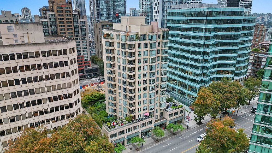 PH4 1238 BURRARD STREET