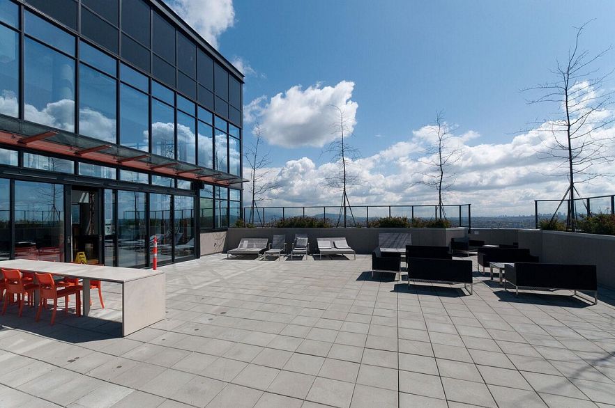 1209 108 W Cordova Street