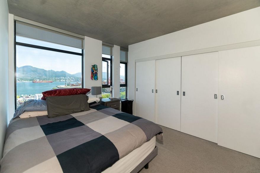 1209 108 W Cordova Street