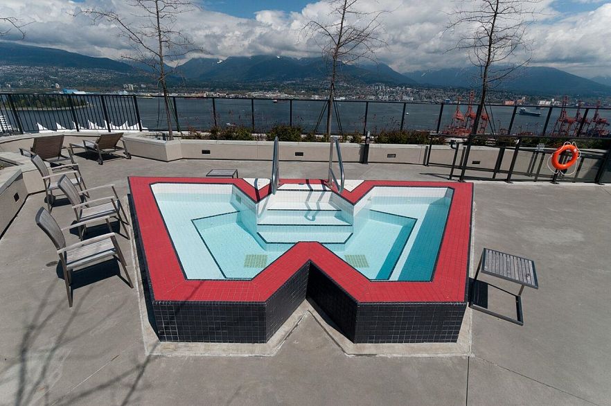 1209 108 W Cordova Street