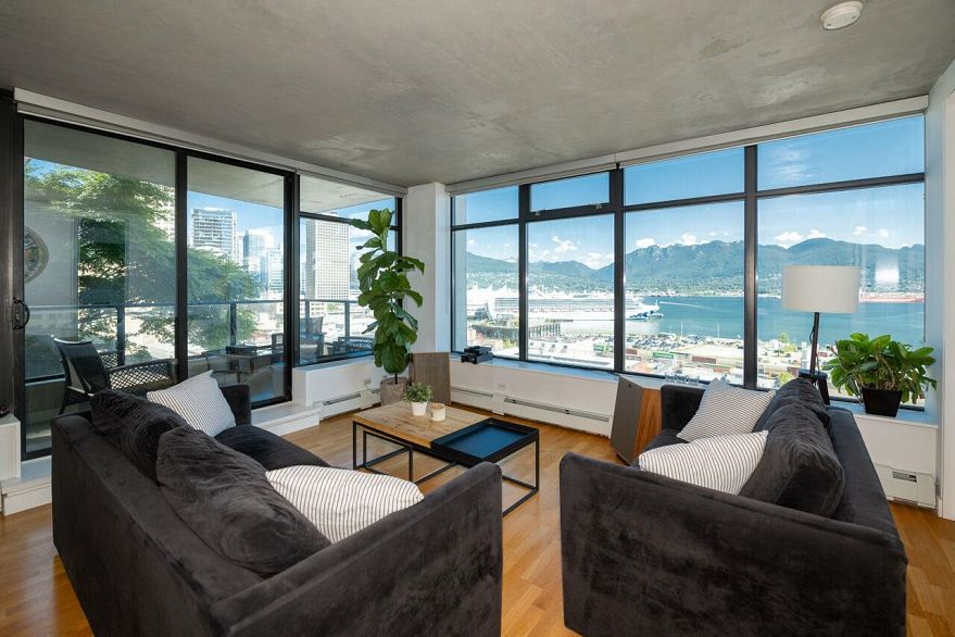 1209 108 W Cordova Street