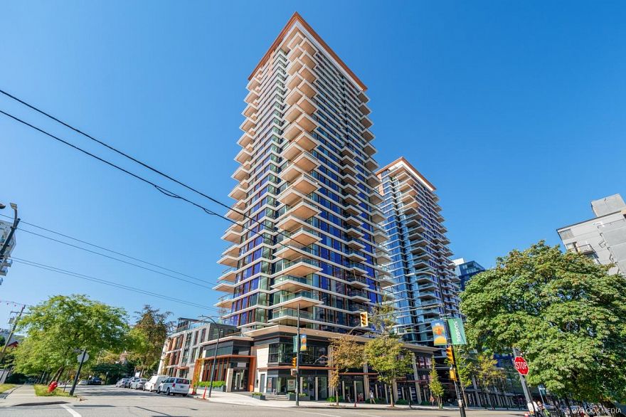 2106 1408 ROBSON STREET