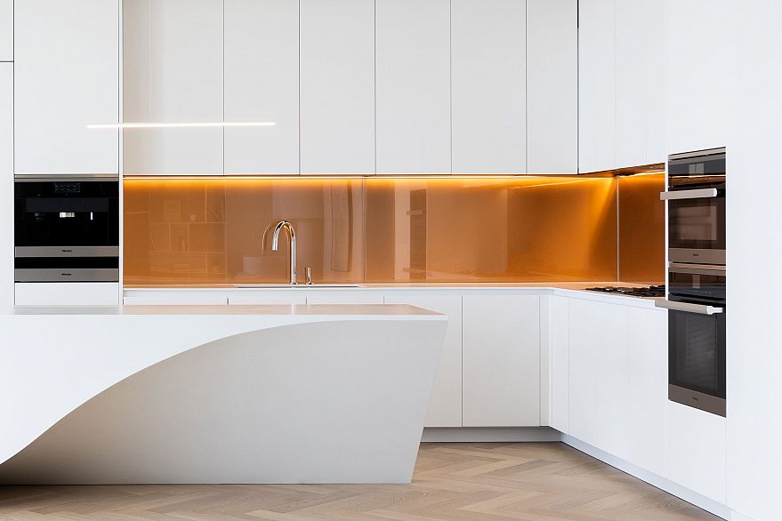 PH5 1480 HOWE STREET