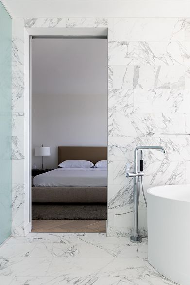 PH5 1480 HOWE STREET