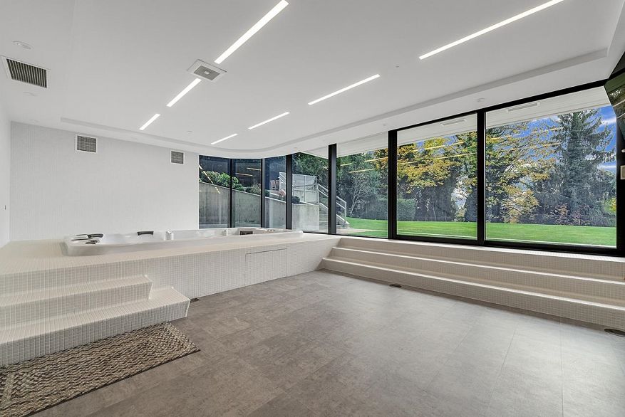 2606 SW MARINE DRIVE