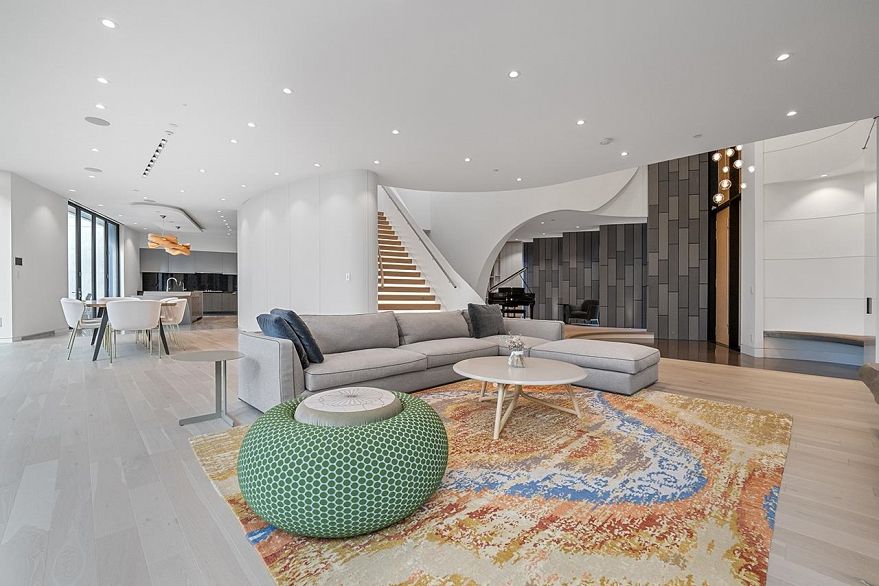 2606 SW MARINE DRIVE