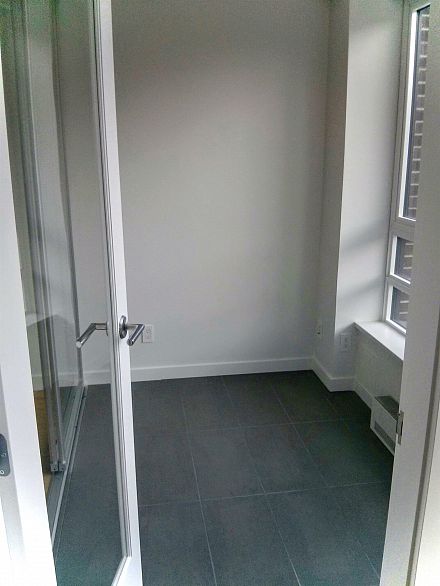 816 188 KEEFER STREET