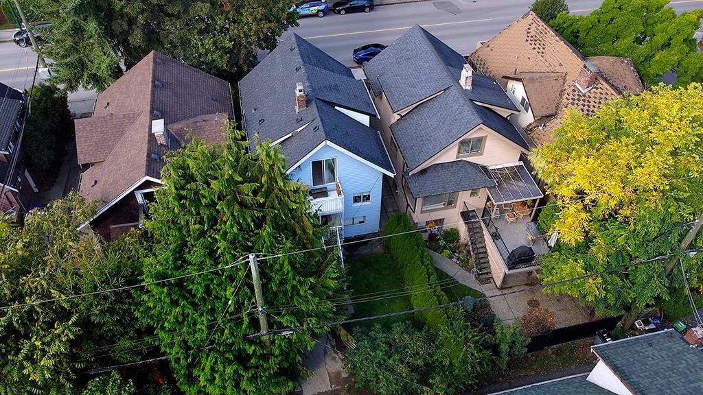 2318 MACDONALD STREET