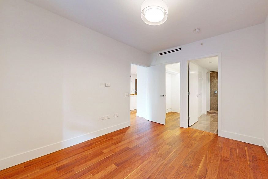 208 7428 ALBERTA STREET