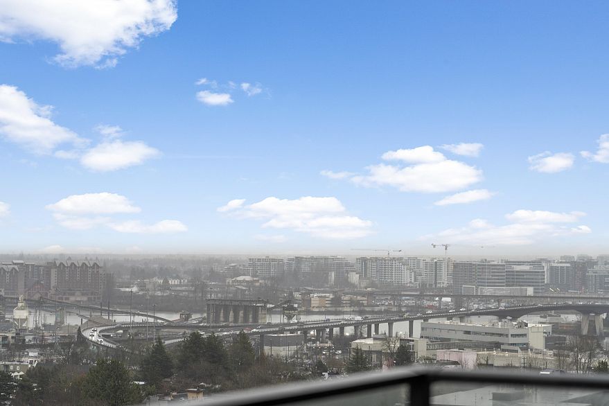 1606 8555 GRANVILLE STREET