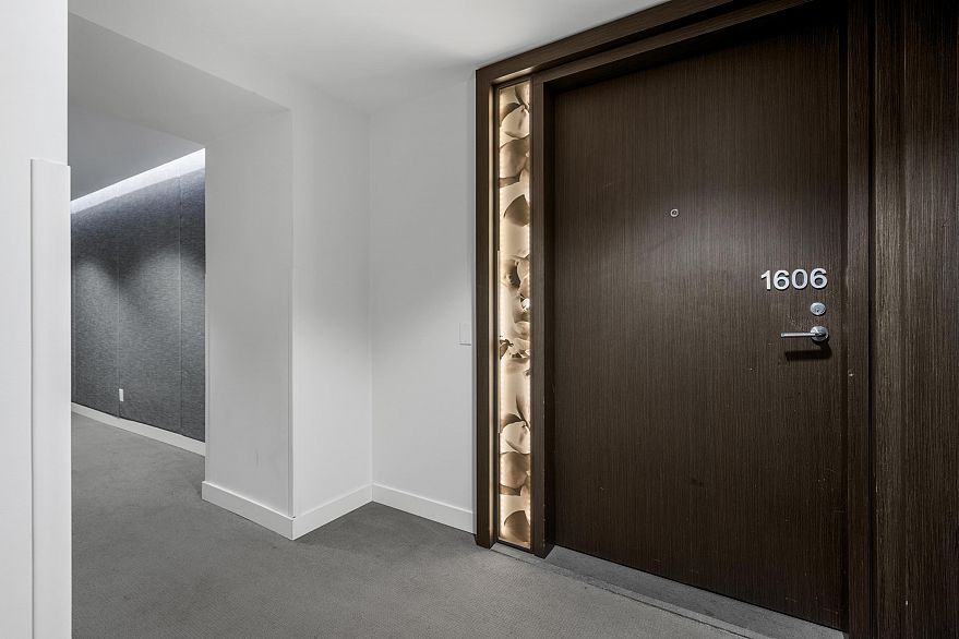 1606 8555 GRANVILLE STREET