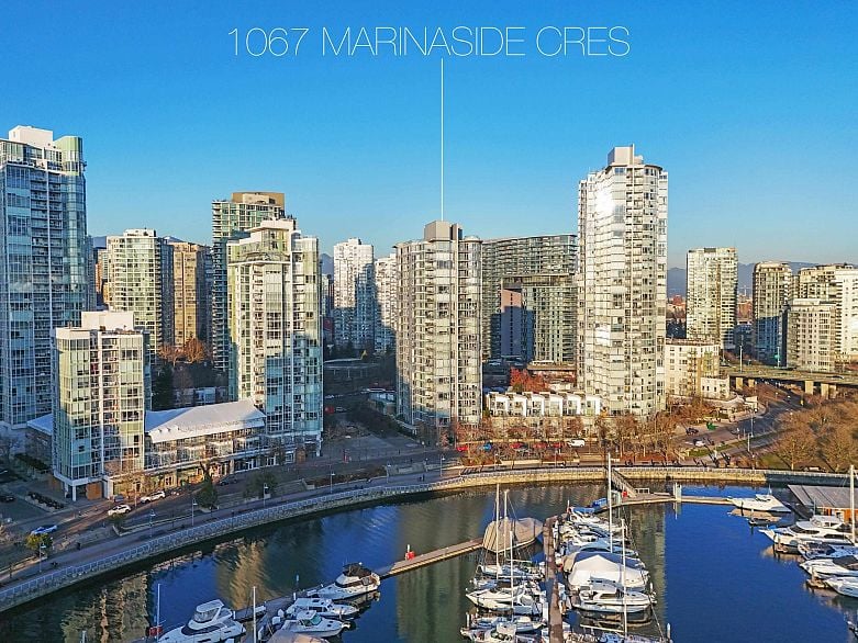 702 1067 MARINASIDE CRESCENT