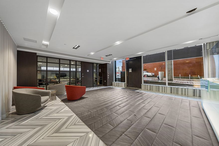 1606 8555 GRANVILLE STREET