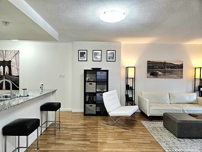 1008 788 HAMILTON STREET