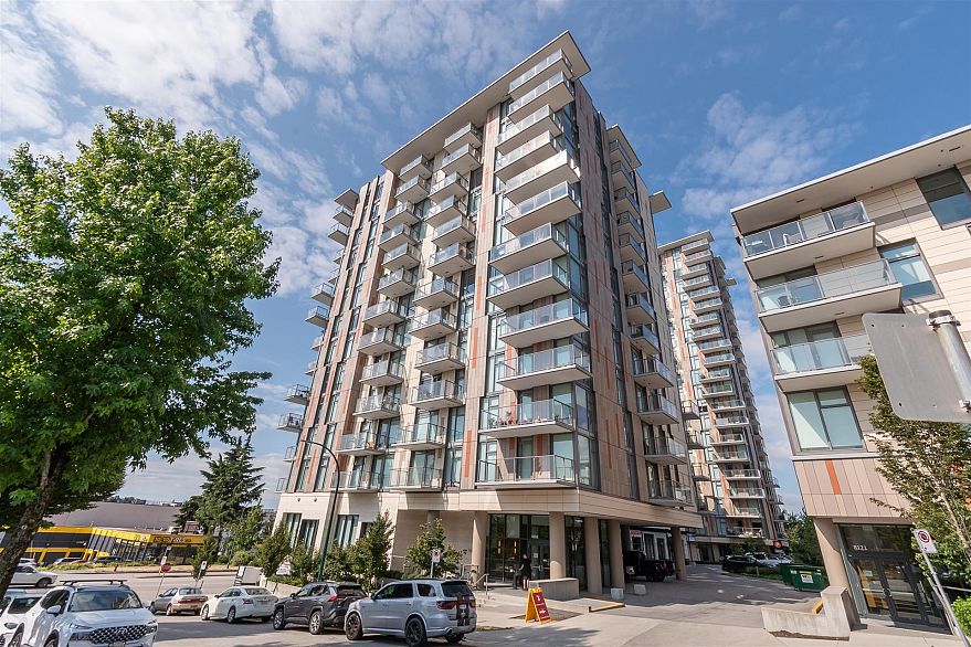 601-8181 Chester Street, Vancouver BC V5X 0J9