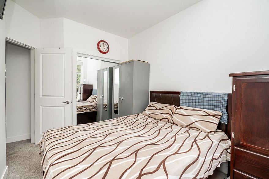 1004 1601 Quebec Street