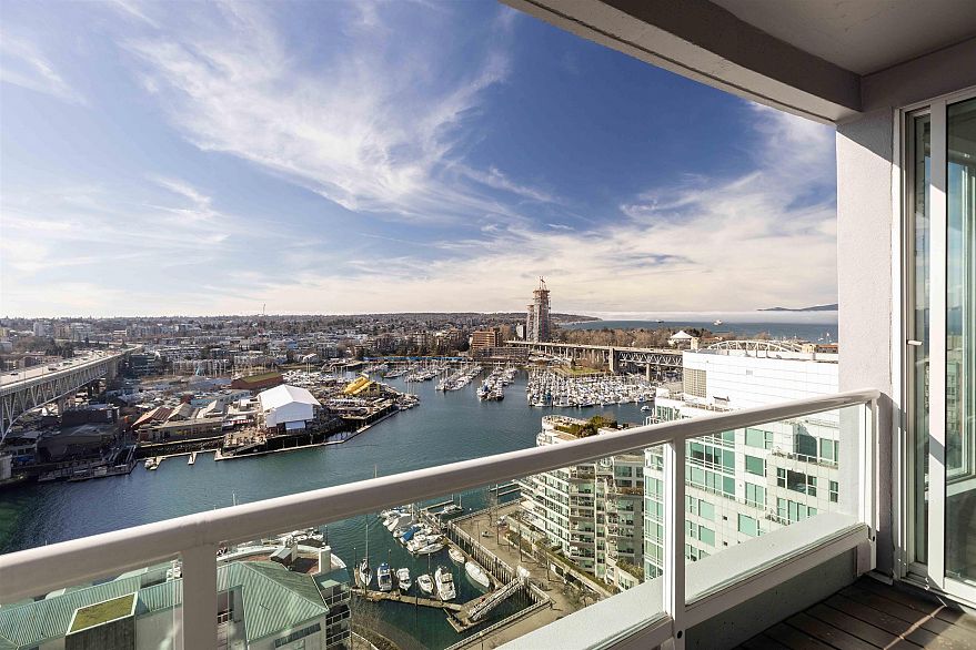 2302 1500 Howe Street