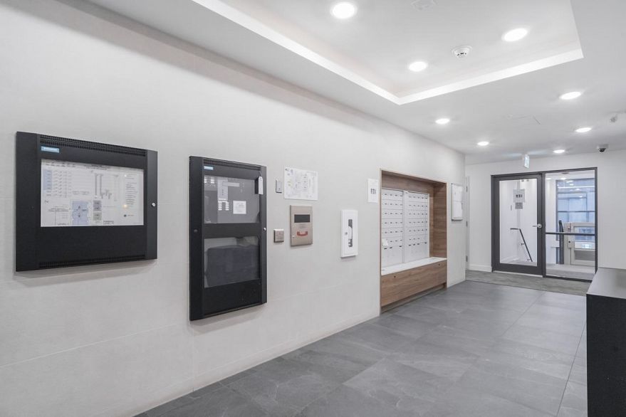 303 469 W King Edward Avenue