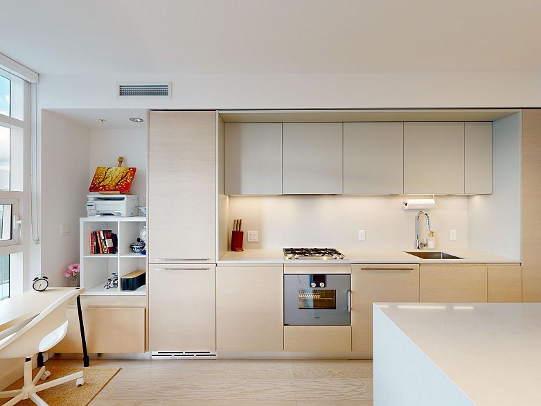 2103 1289 Hornby Street