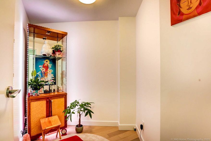 509 2221 E 30th Avenue