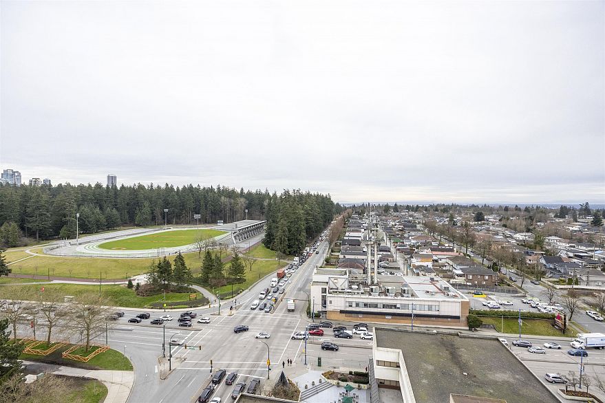 2308 5665 Boundary Road