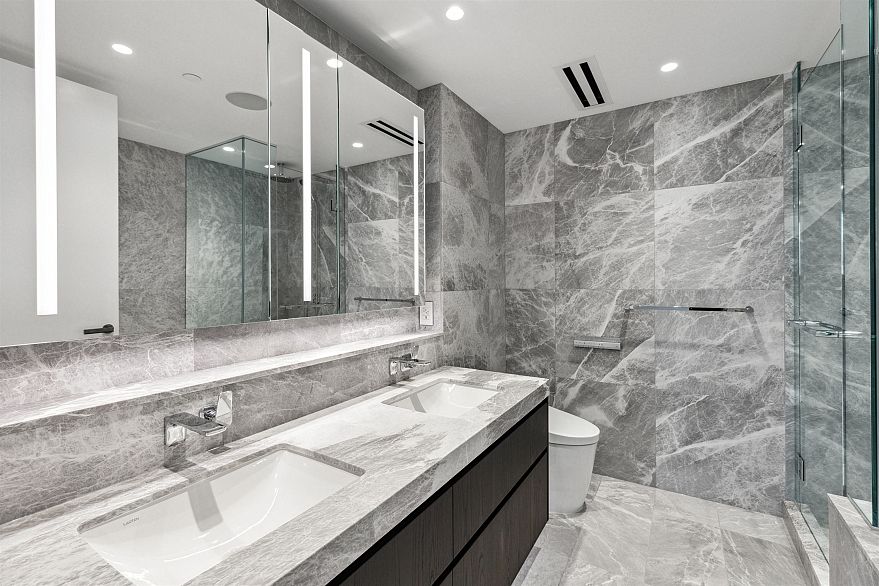 1005 1601 Quebec Street