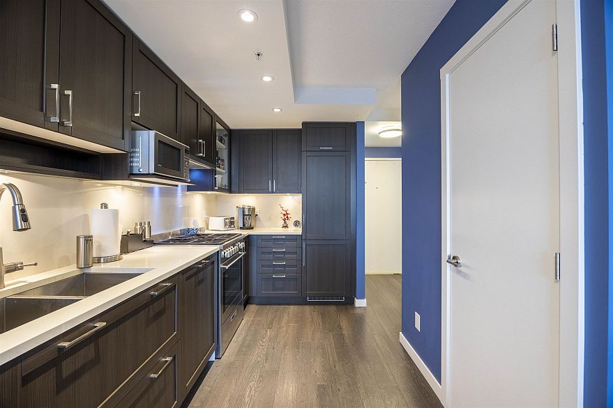 2308 5665 Boundary Road