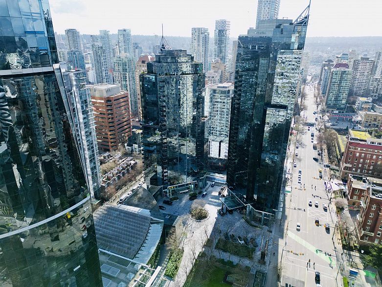 701 1050 Burrard Street