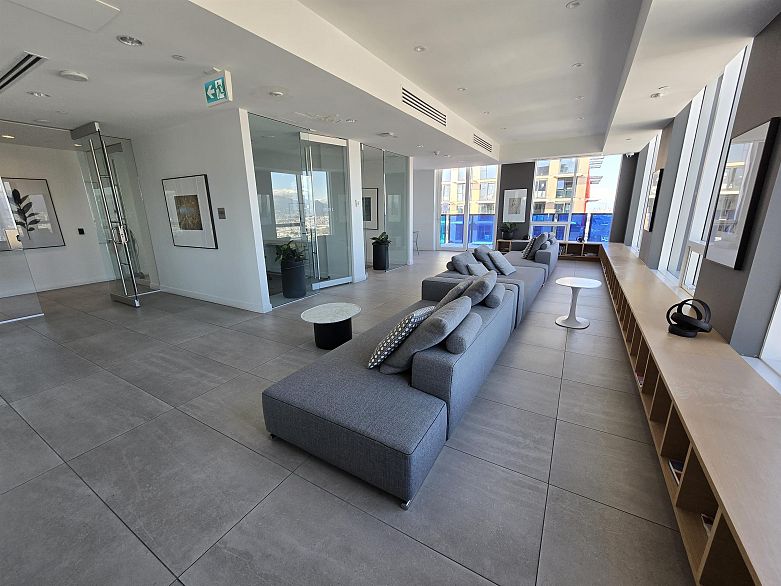 1401 5058 Joyce Street