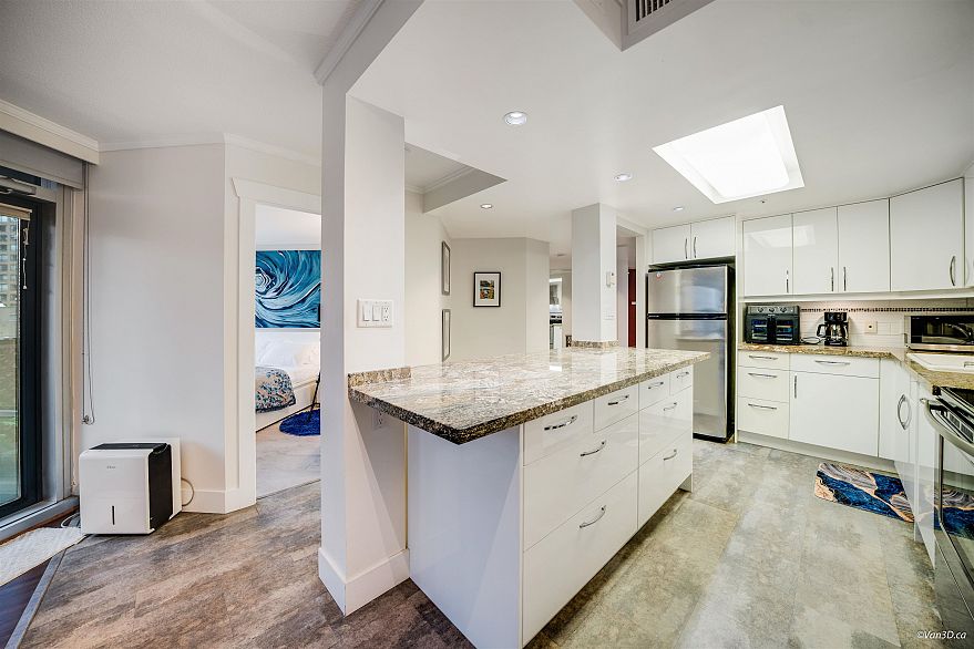 701 1050 Burrard Street