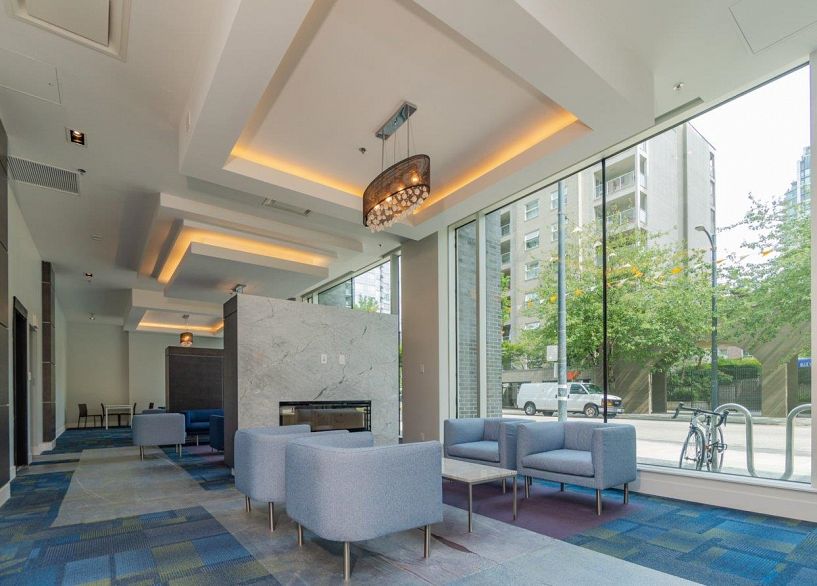 1802 1283 Howe Street