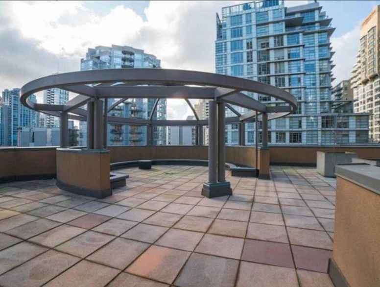 1509 1189 Howe Street