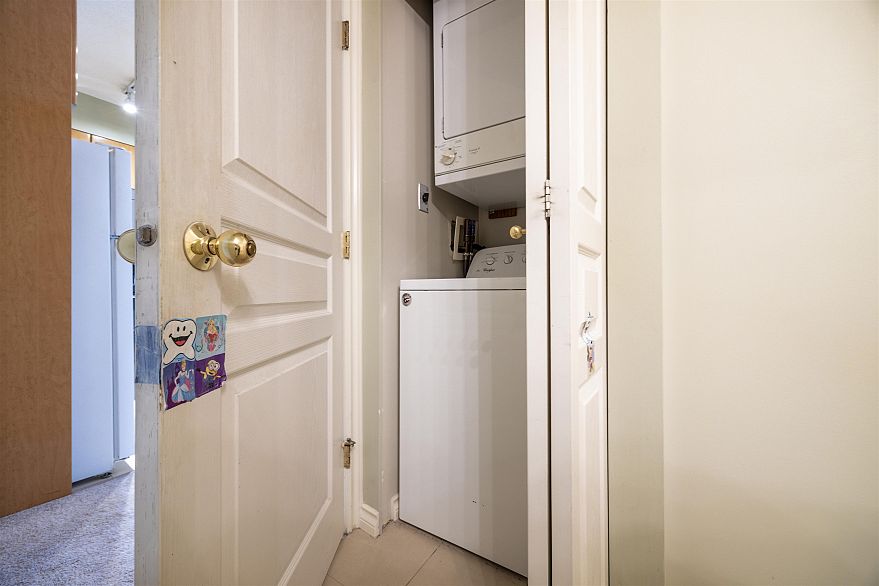 1509 1189 Howe Street