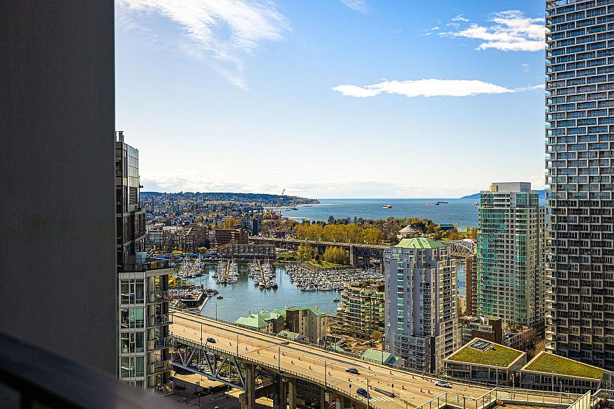 3603 1495 Richards Street