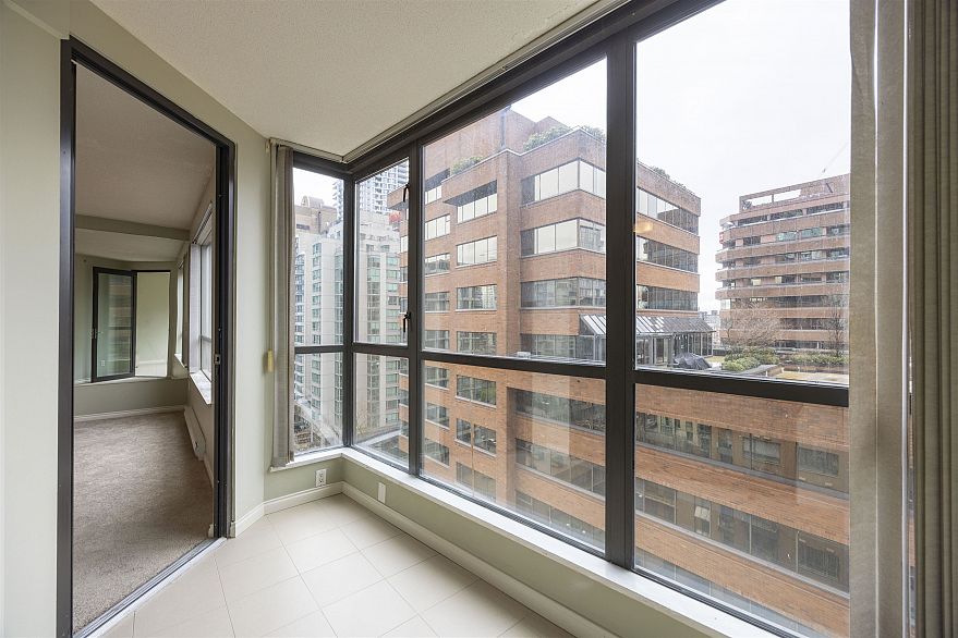 1509 1189 Howe Street