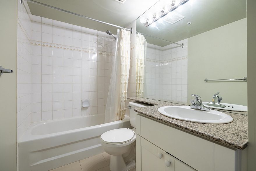 1509 1189 Howe Street