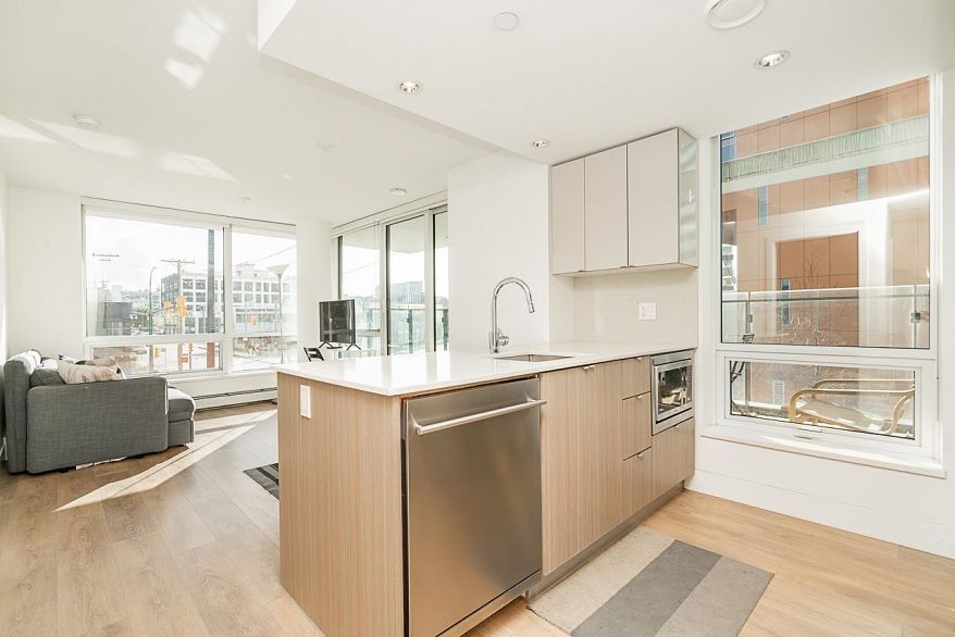 209 1788 Columbia Street