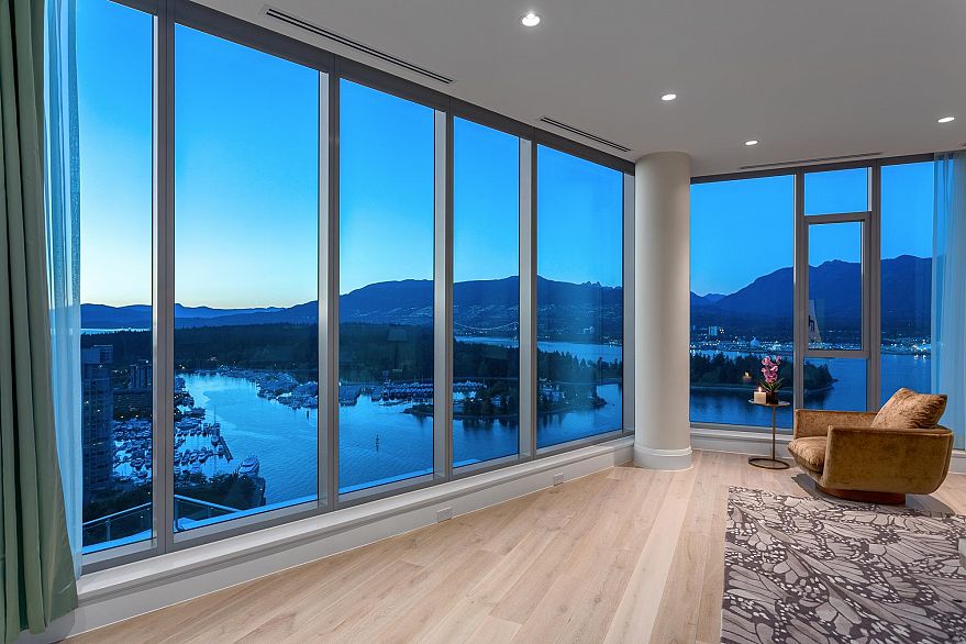 3101 277 Thurlow Street