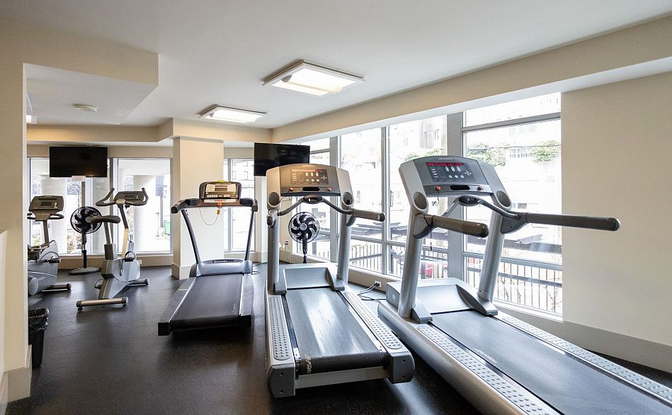 2203 1255 Seymour Street