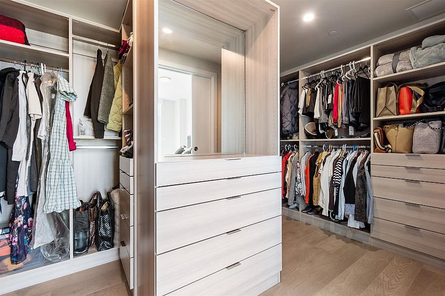 2501 1335 Howe Street