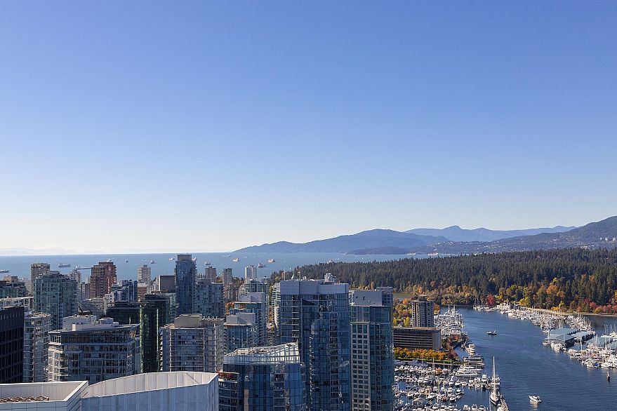 3101 277 Thurlow Street