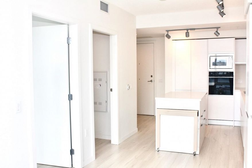 1014 180 E 2nd Avenue