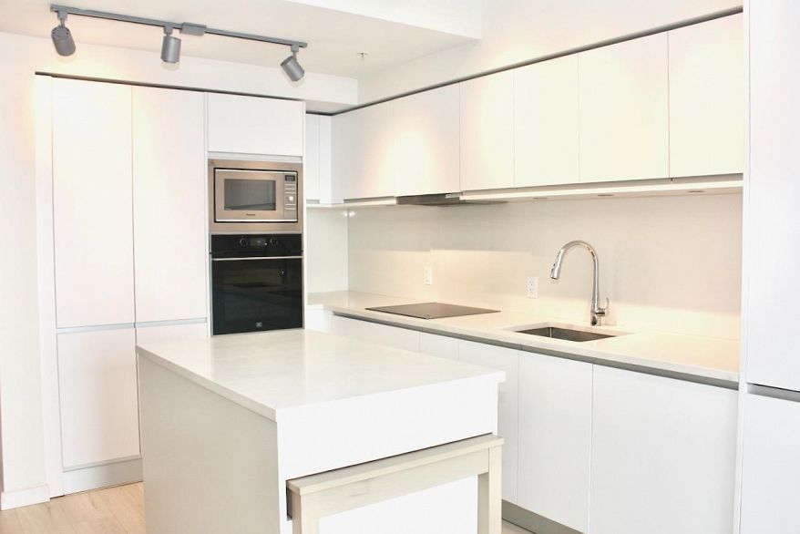 1014 180 E 2nd Avenue