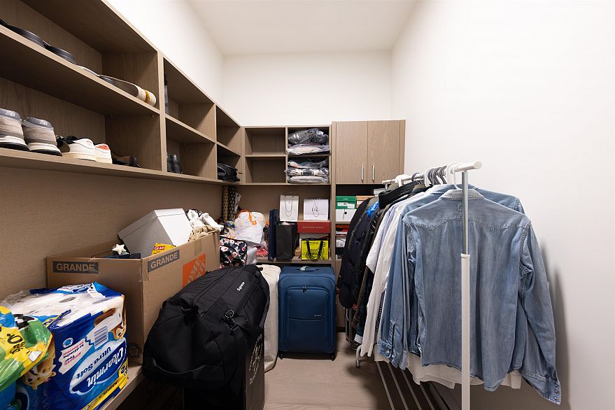 101 3636 W 39th Avenue