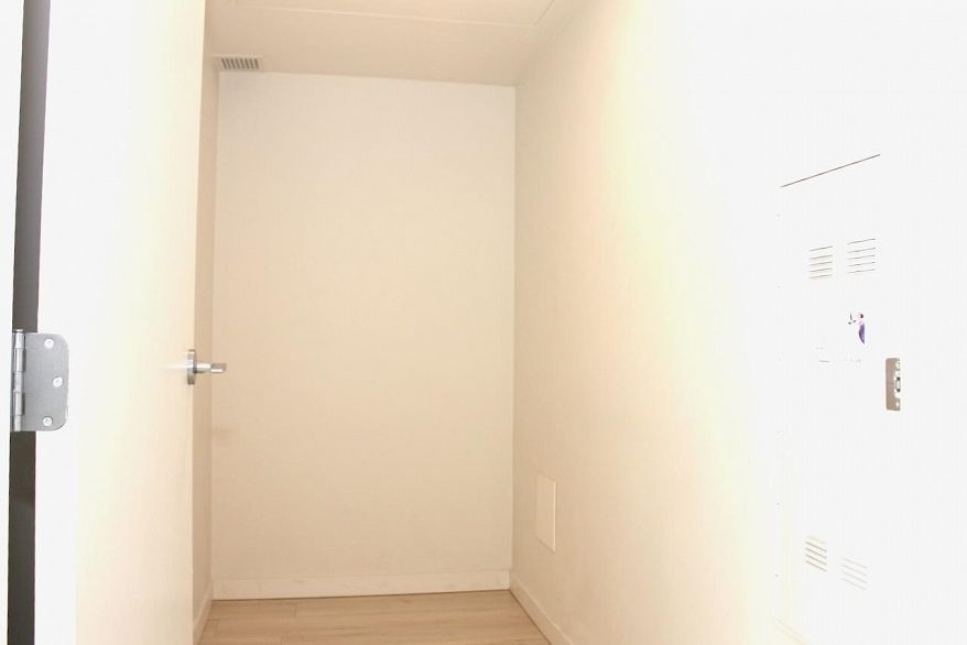 1014 180 E 2nd Avenue