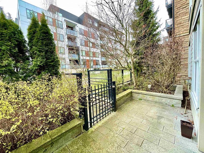 106 5928 Birney Avenue