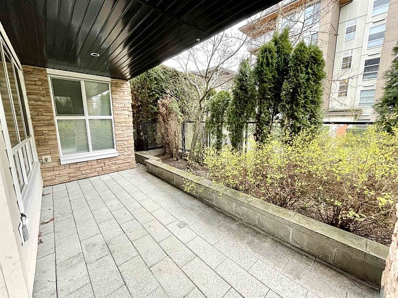 106 5928 Birney Avenue