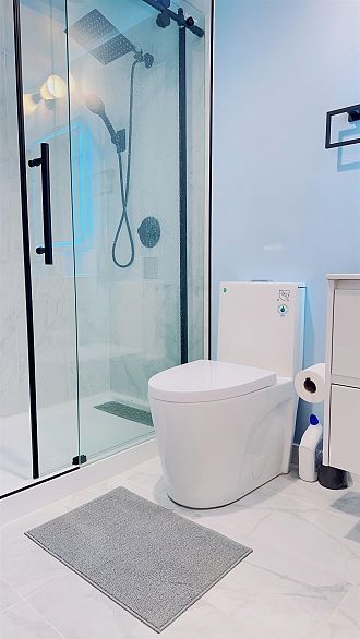 502 1850 Comox Street