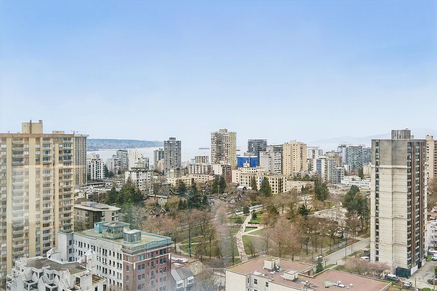 2306 1028 Barclay Street